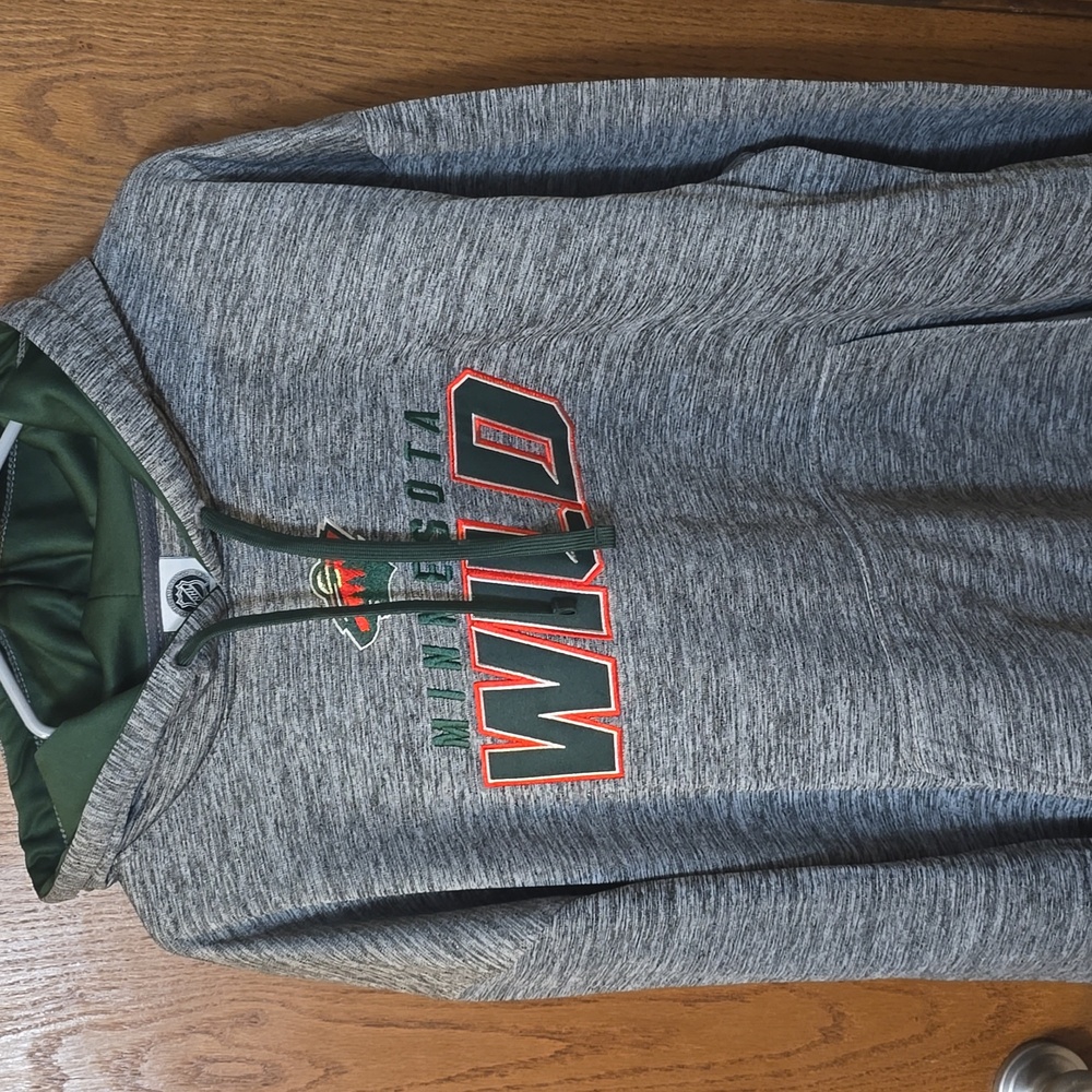 Mn Wild Hoodie XL